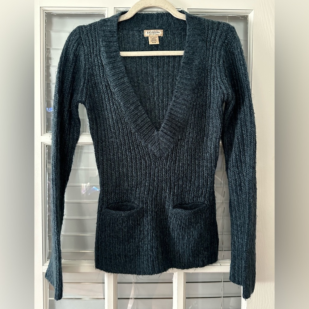 Arizona Women’s Junior M Dark Teal Deep V Neck Light Weight Sweater | SKU 0881